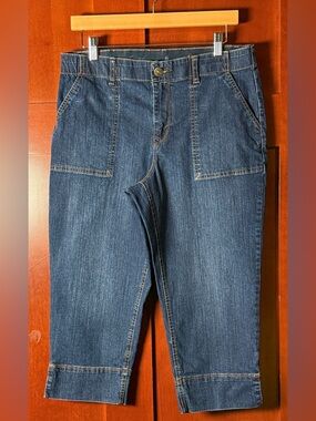 Gloria Vanderbilt Dark Wash Denim Capri Pants With Patch Pockets Size 8